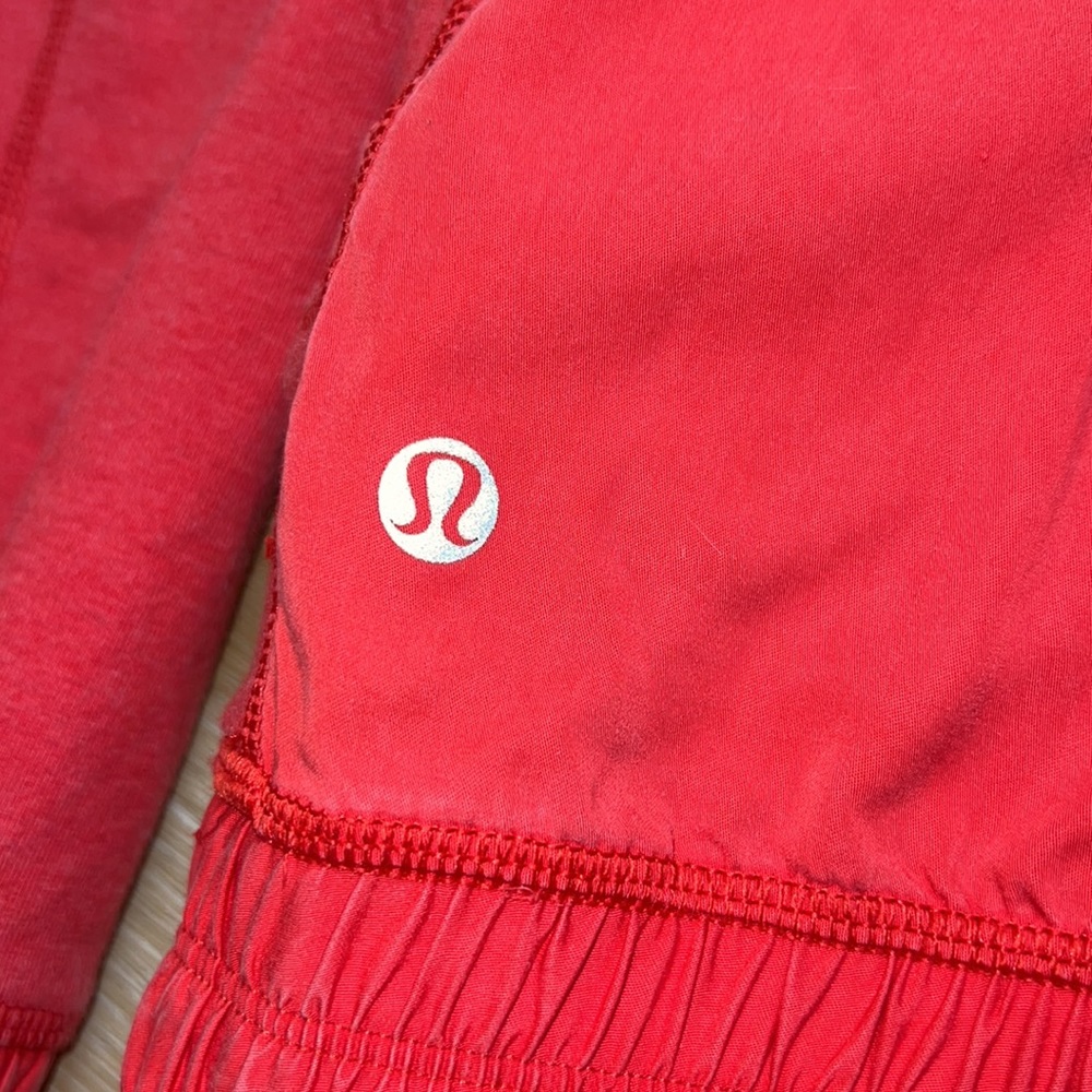 Lululemon jacket - Picture 4 of 4
